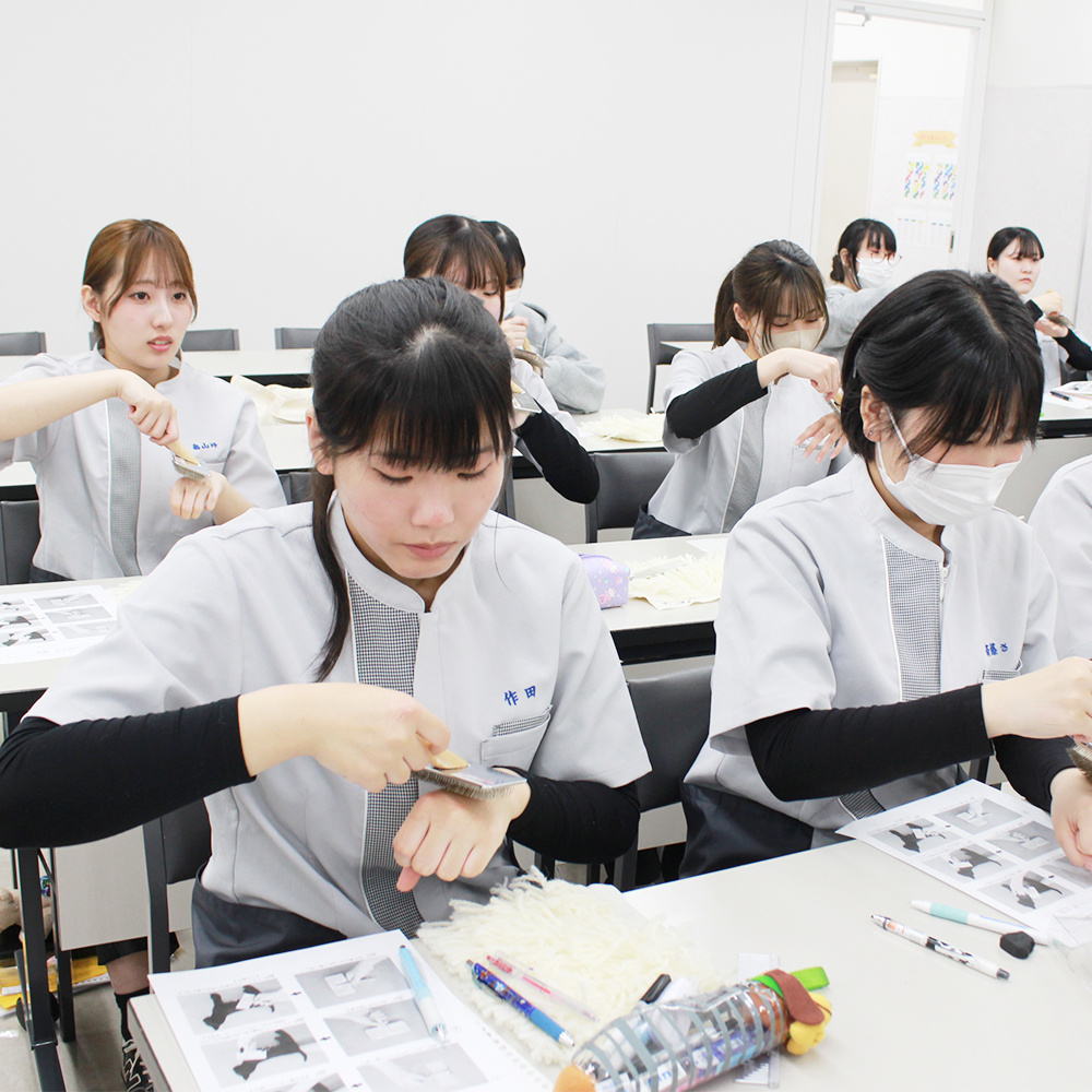 １年生、トリミング準備①